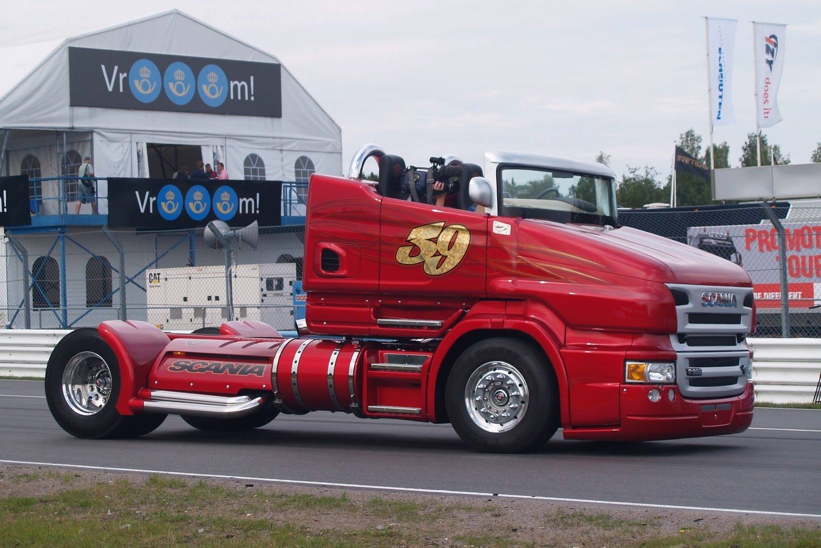 Грузовик р. Scania r999. Scania r999 Red Pearl. Scania r999 Red Pearl заряженный грузовик-кабриолет. Scania r999 v8.