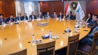 مصر تدعو فيتنام للاستثمار في مجال الصناعات المغذية والتكميلية لصناعة السيارات