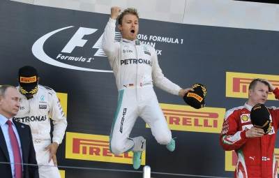 مرسيدس تغرد منفردة على قمة الـفورمولا1..روزبرج يفوز بالسباق السابع على التوالي