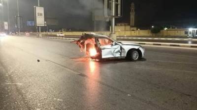  بالصور ..حادث مرورى يتسبب في انقسام سيارة BMW الى نصفين