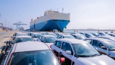 وصول سفينة سيارات سوزوكي لميناء السخنة بحمولة 2078 سيارة 
