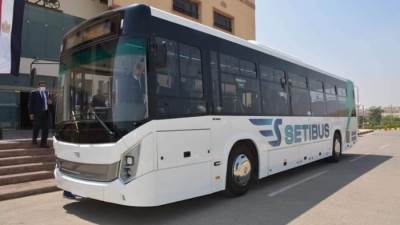 الانتاج الحربي تتابع تصنيع الأتوبيس الكهربائي SETIBUS قبل قمة المناخ