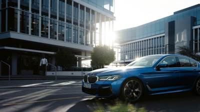 خالد سعد : عودة BMW تشعل المنافسة من جديد في فئة السيارات الفاخرة