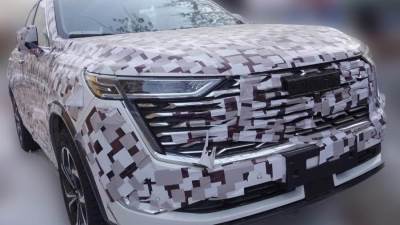 سيارة هافال SUV جديدة قادمة في الطريق 