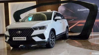 بيستون T77 ستتحول للادا X-Cross 5 في روسيا