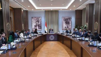 فولكس فاجن توقع اتفاق لدراسة تصنيع السيارات في مصر