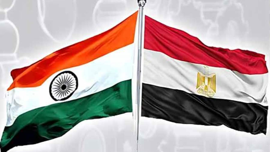 مصر حريصة على تعزيز التعاون مع الهند في صناعة السيارات وقطع غيارها